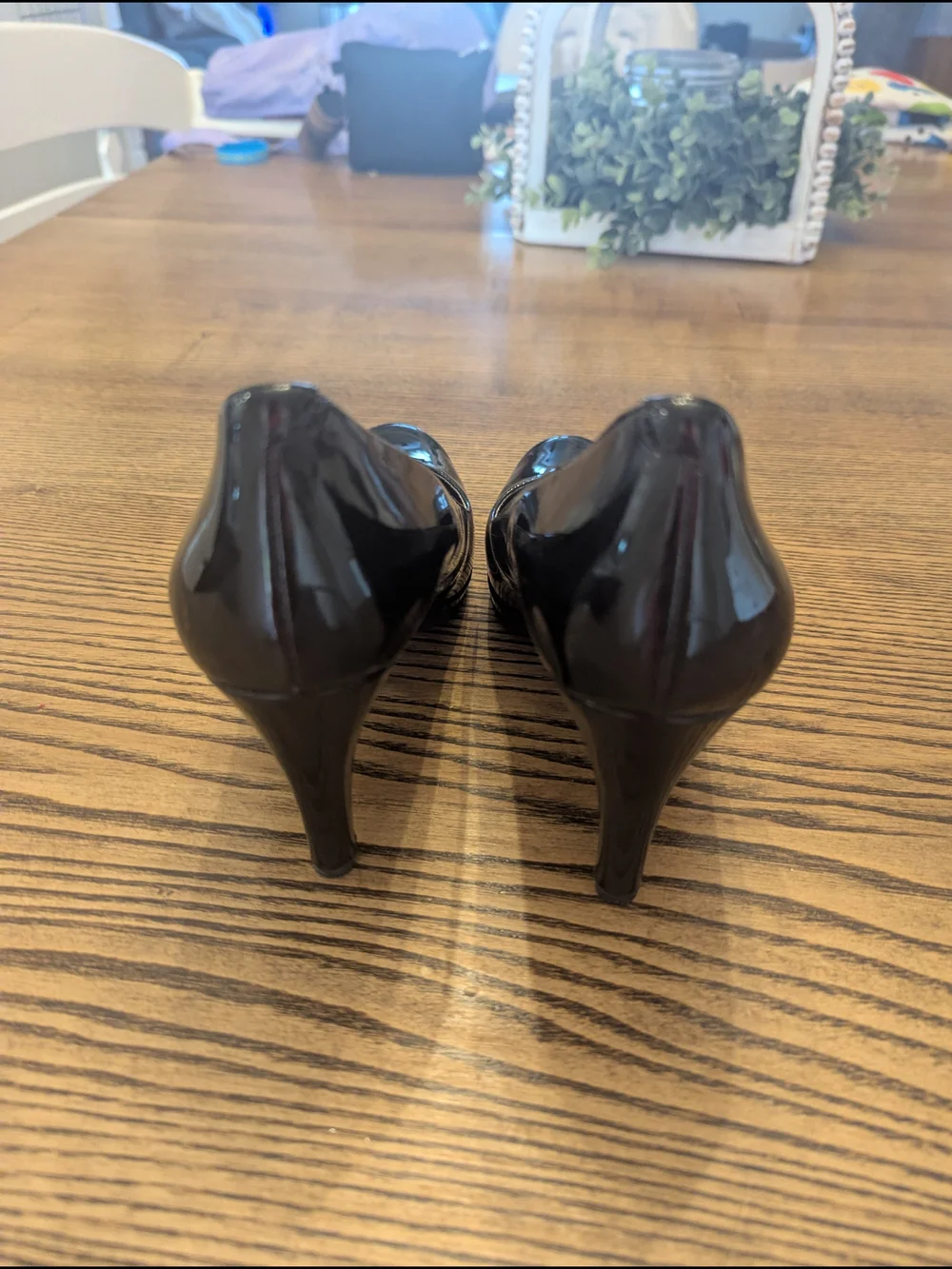 EUC Naturalizer Womens 7 Lennox Black Patent Pump Heels 3